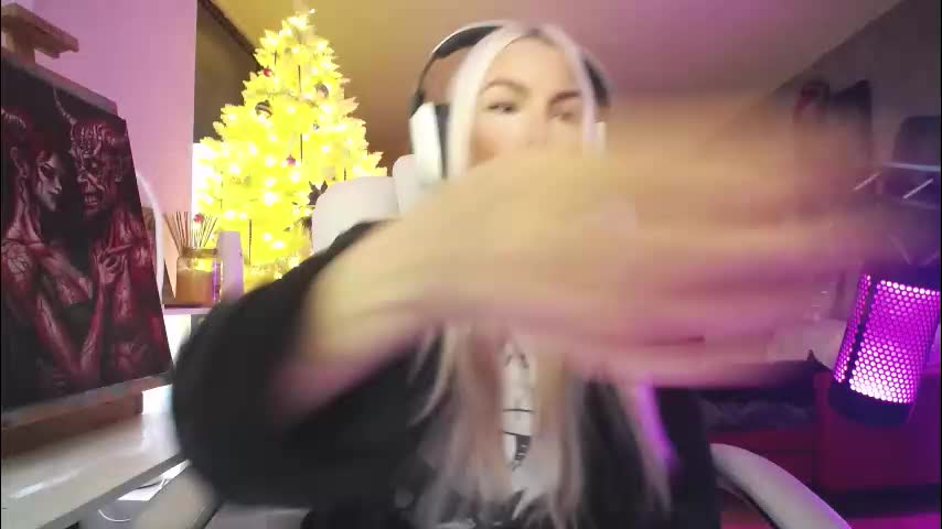 tinykylie Live Sex December 23, 2025