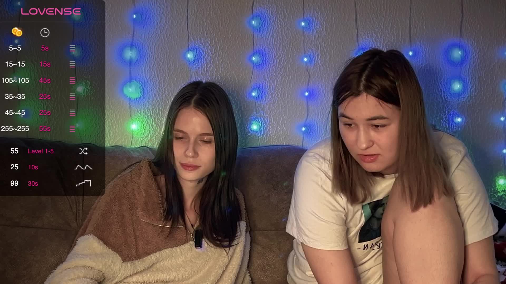 _Two_Chicks_ Live Sex December 23, 2025