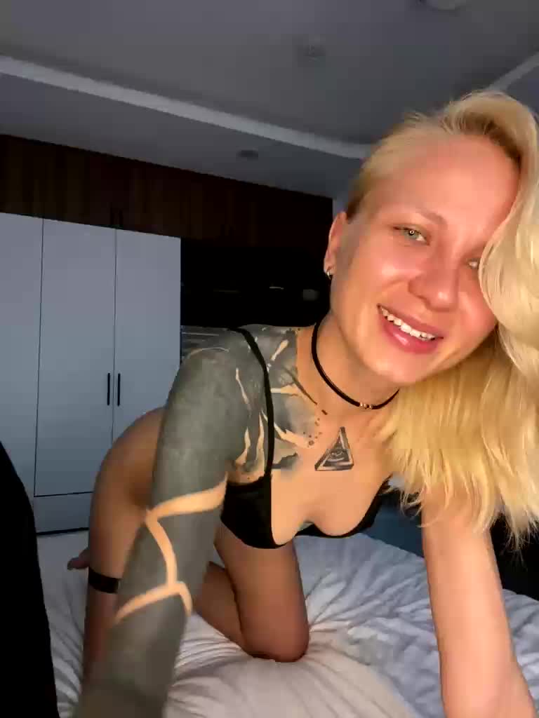 Twins666 Live Sex December 23, 2025