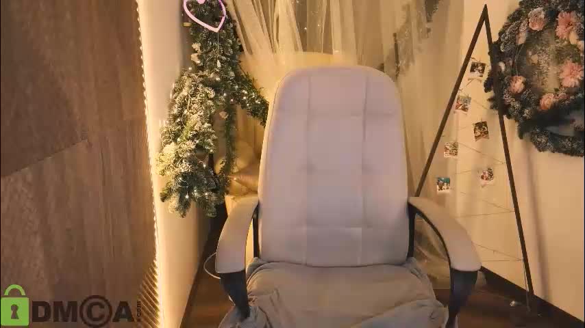 caroll_li Live Sex December 23, 2025