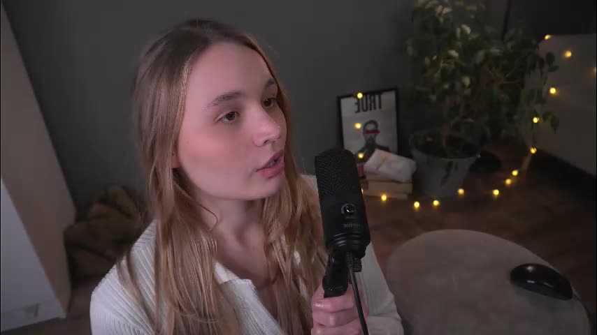 lisa_schiele Live Sex December 23, 2025