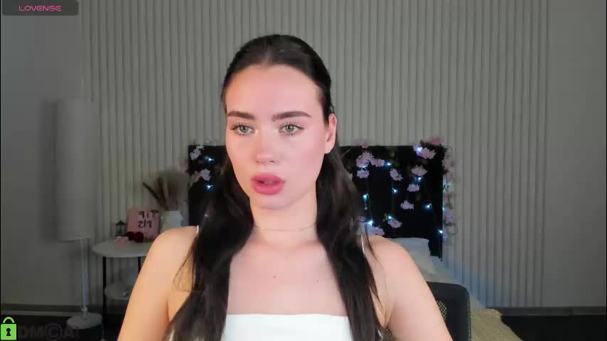 ameli_povilainn Live Sex December 23, 2025