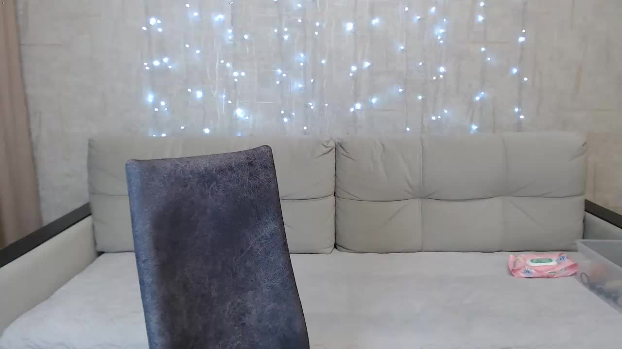 JenniferTheChic Live Sex December 23, 2025