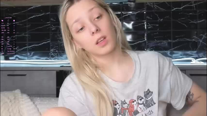 peek_in_my_window Live Sex December 23, 2025