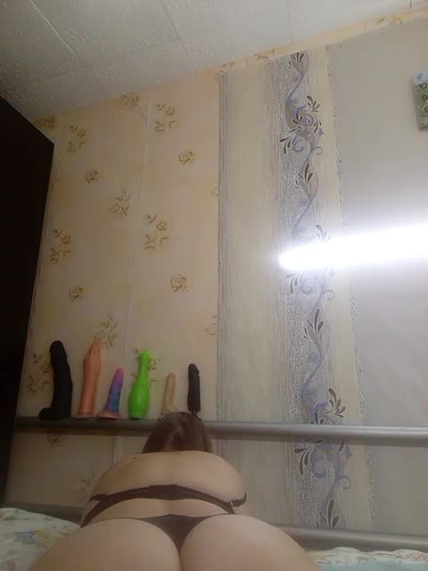 Konfetka80 Live Sex December 23, 2025