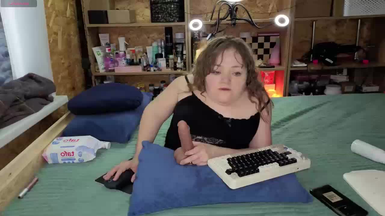 MiniNatali Live Sex December 23, 2025