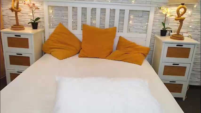 soft_lilly Live Sex December 23, 2025