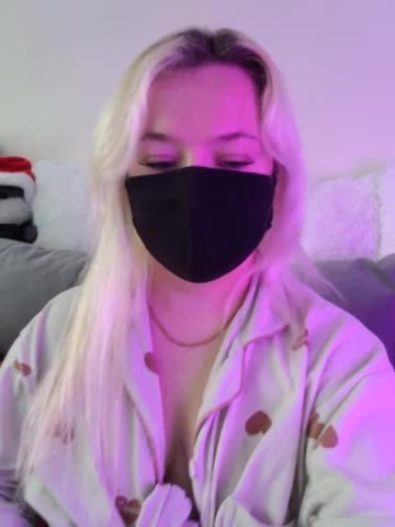 Alicekitty Live Sex December 23, 2025