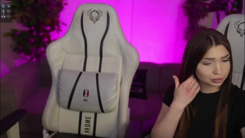 kira0541 Live Sex December 23, 2025