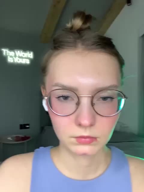 -Nezukoo- Live Sex December 23, 2025