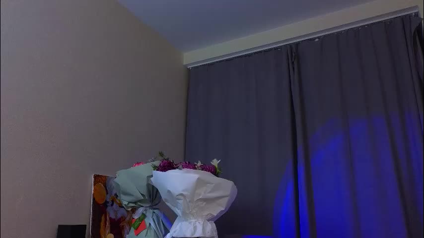 alise_kitty Live Sex December 24, 2025