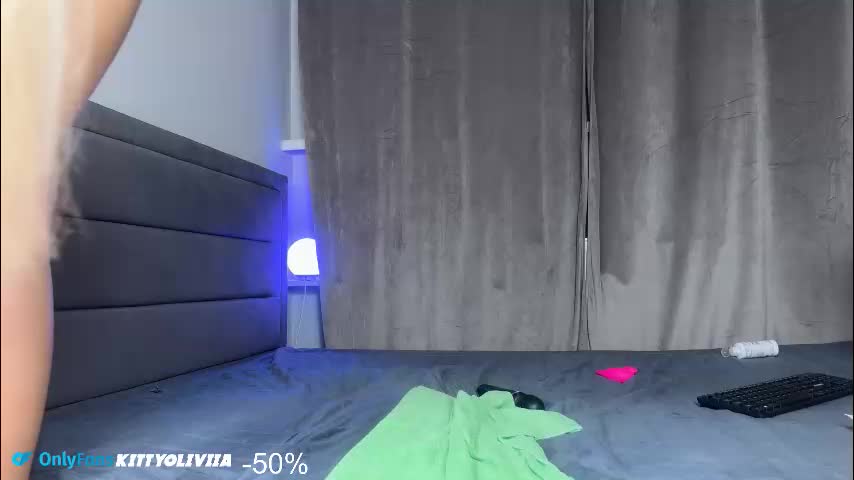 leo_kitty Live Sex December 24, 2025