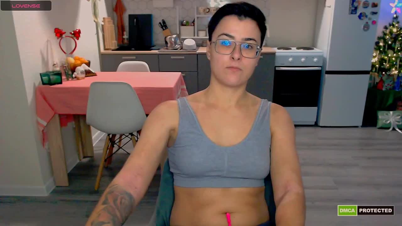 Sashanotfound Live Sex December 24, 2025