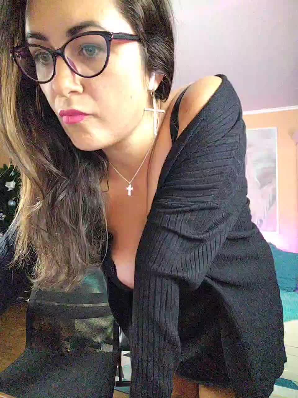 AlicaLovely Live Sex December 24, 2025