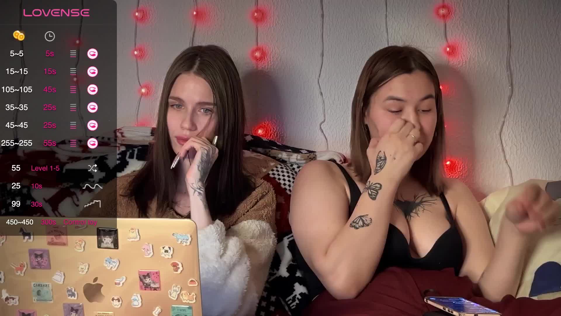 _Two_Chicks_ Live Sex December 24, 2025