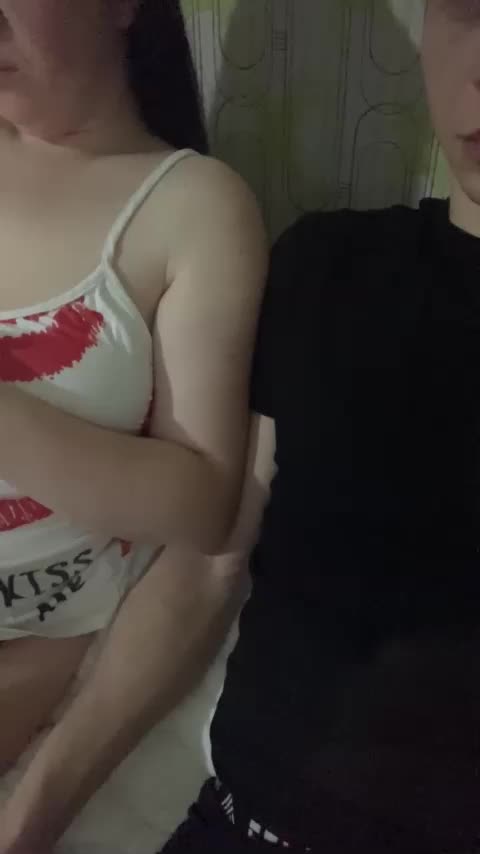 MarinaAnton2121 Live Sex December 24, 2025