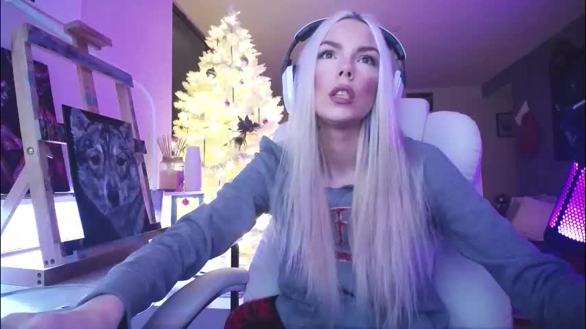 tinykylie Live Sex December 24, 2025
