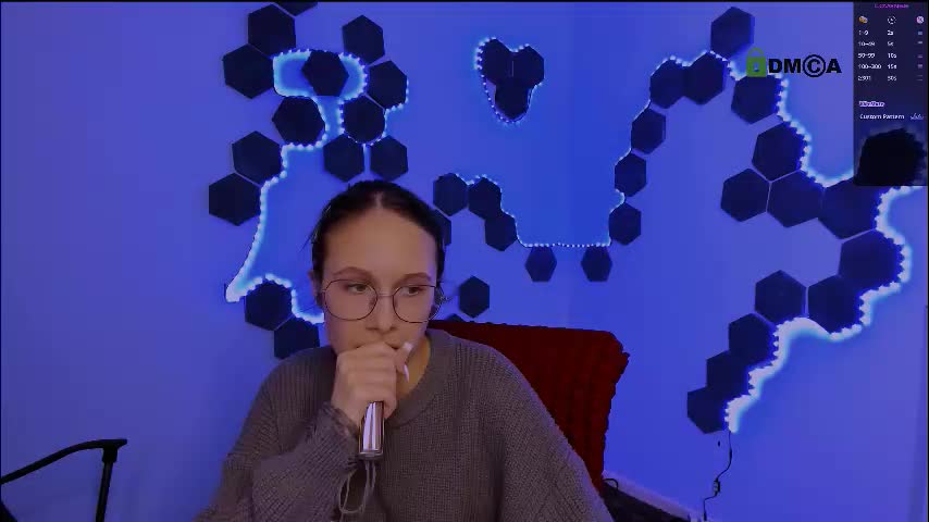 mona_cloud Live Sex December 24, 2025