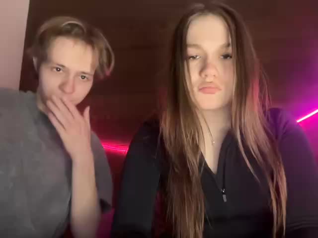 titsDestroy2007 Live Sex December 24, 2025