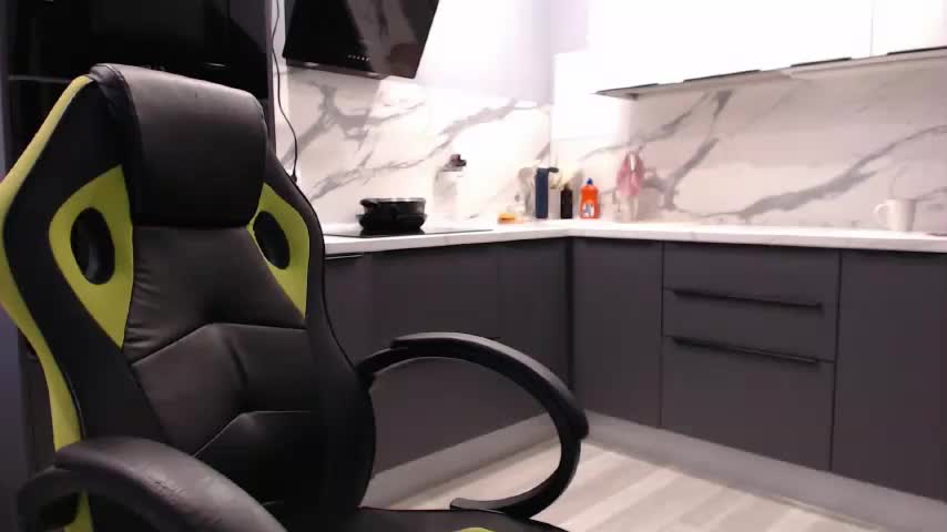 blondalina Live Sex December 24, 2025