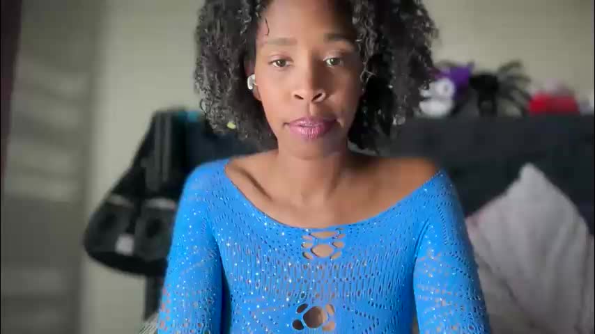 cum2charmxx Live Sex December 24, 2025