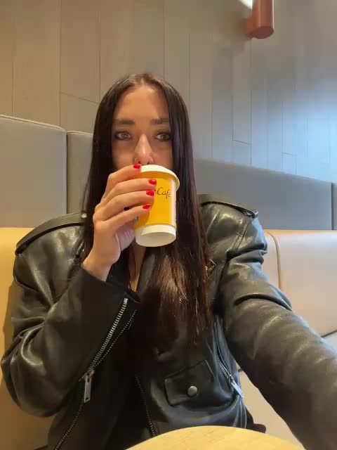 Marianna_ Live Sex December 24, 2025