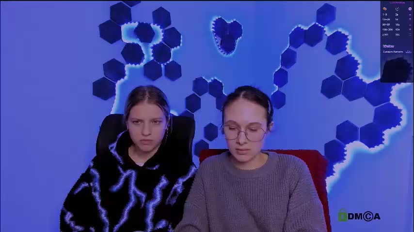 mona_cloud Live Sex December 24, 2025