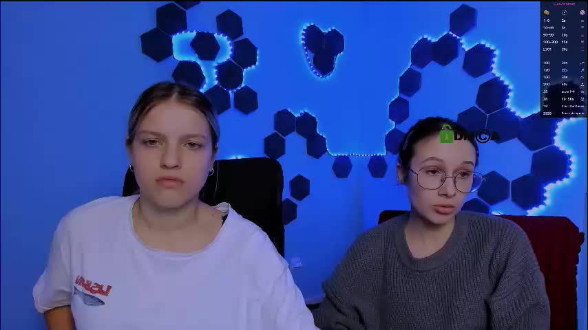 mona_cloud Live Sex December 24, 2025