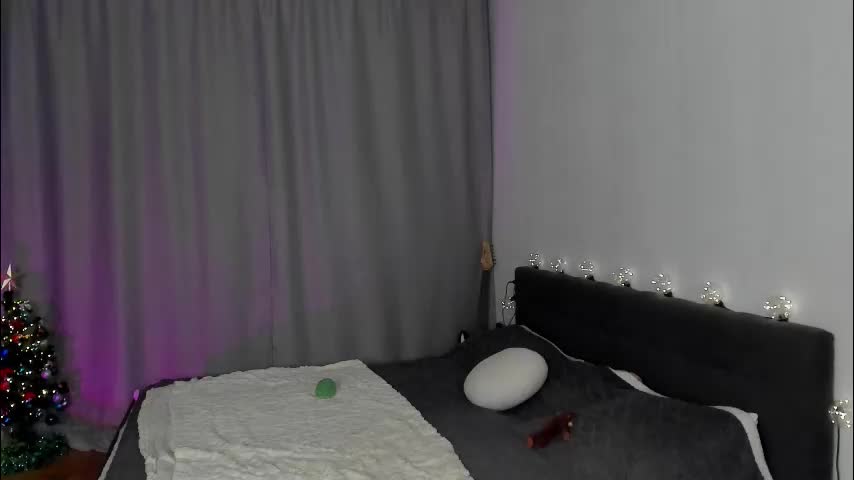 gin_yoon Live Sex December 24, 2025