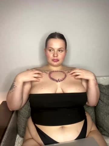 Divine-1 Live Sex December 24, 2025