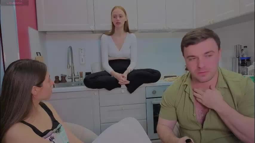 ihavepaws33 Live Sex December 24, 2025