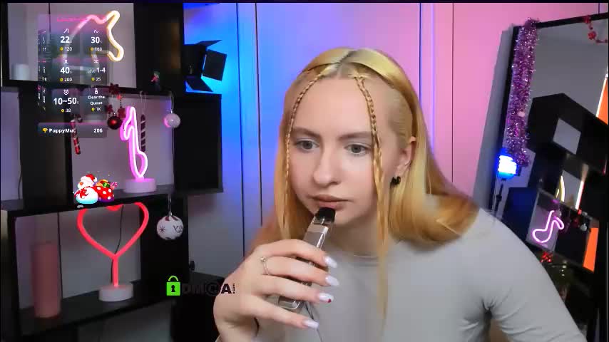 mila_glow Live Sex December 24, 2025