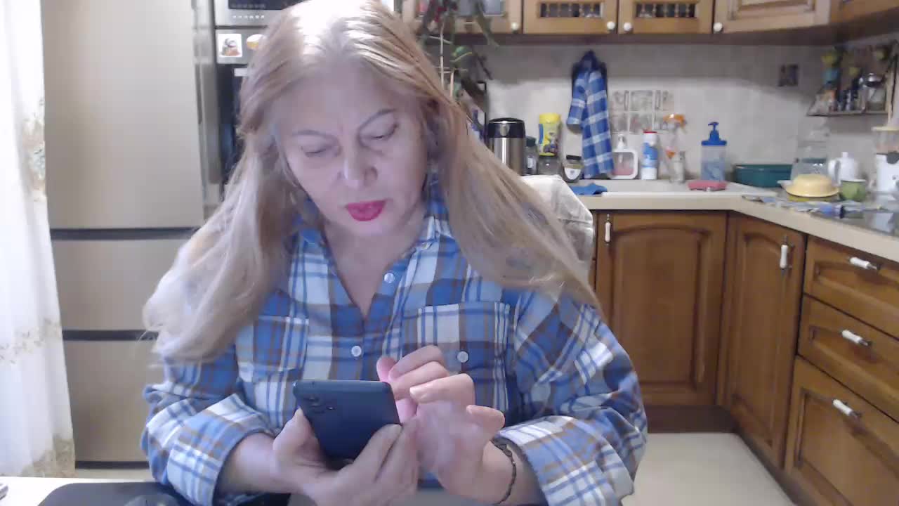 MonaMonako Live Sex December 25, 2025