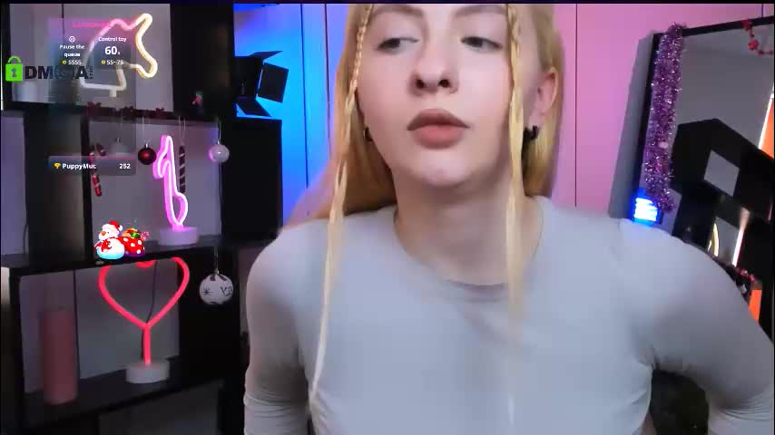 mila_glow Live Sex December 25, 2025