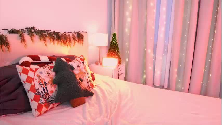 fiamoor Live Sex December 25, 2025