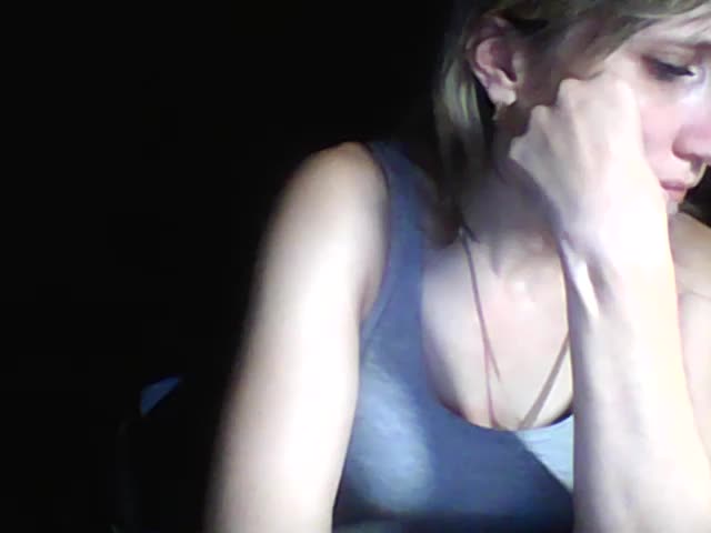 BabyLove4432 Live Sex December 25, 2025