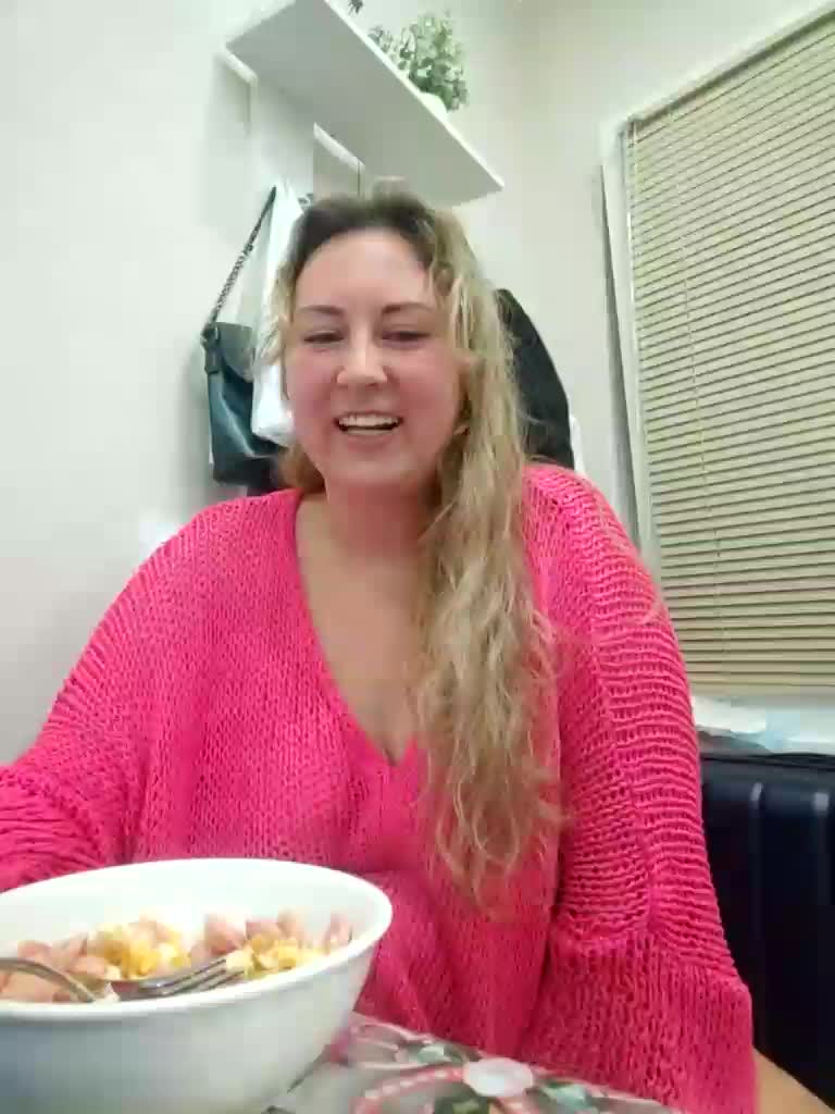 Russianbunny96 Live Sex December 25, 2025