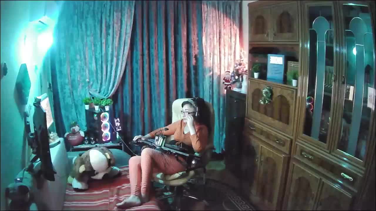 Infodar Live Sex December 25, 2025