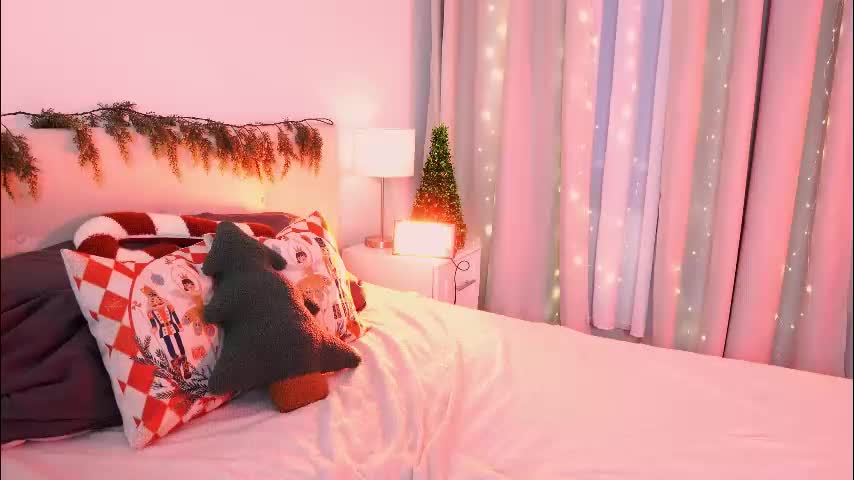 fiamoor Live Sex December 25, 2025