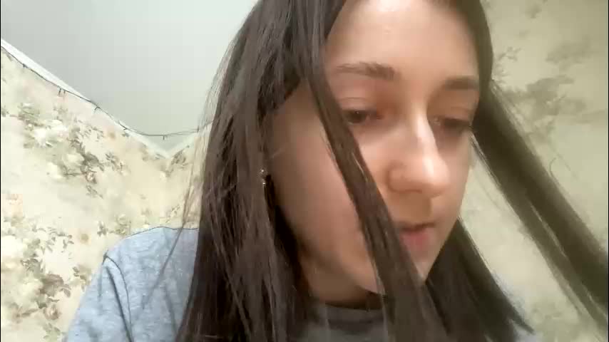 viktoria9898 Live Sex December 25, 2025