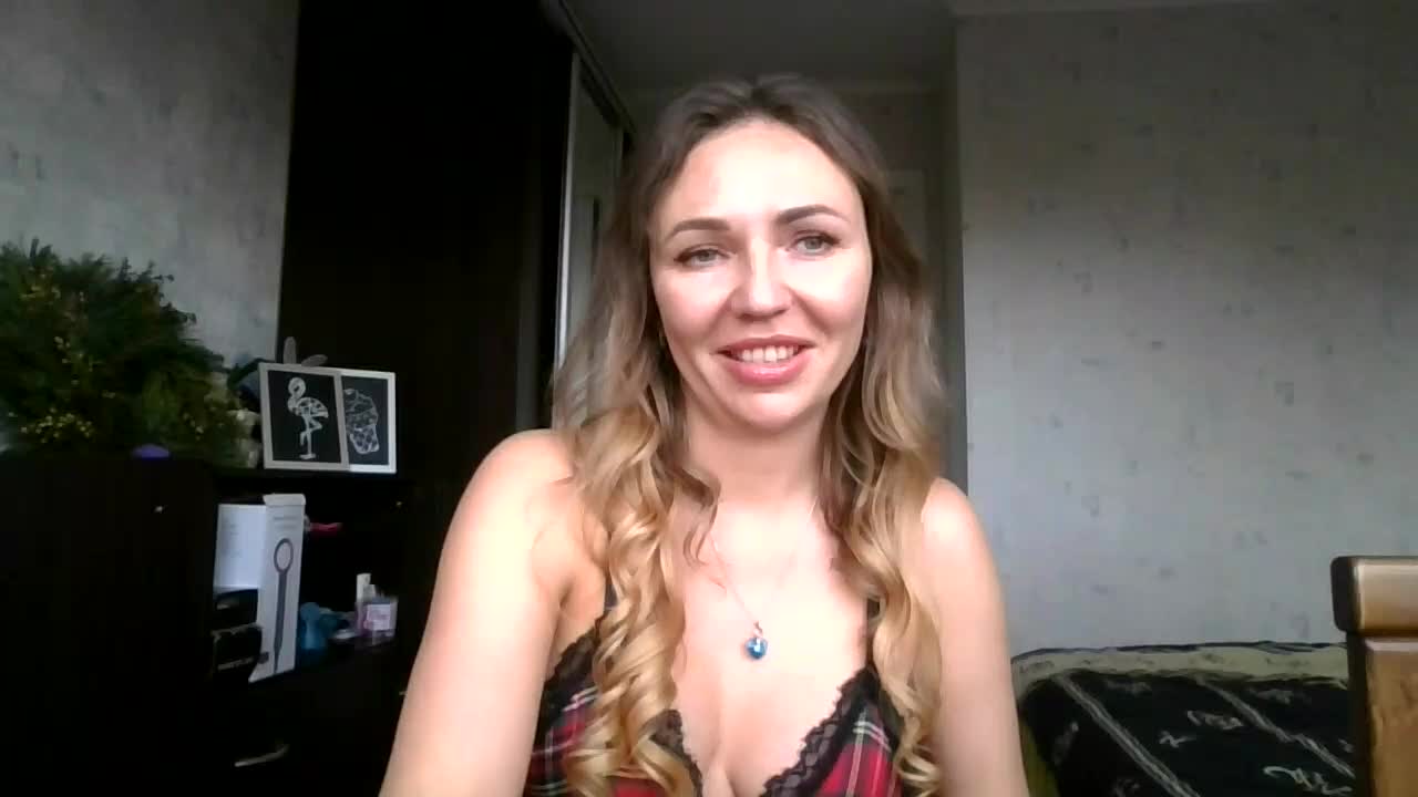CuteAngelina Live Sex December 25, 2025