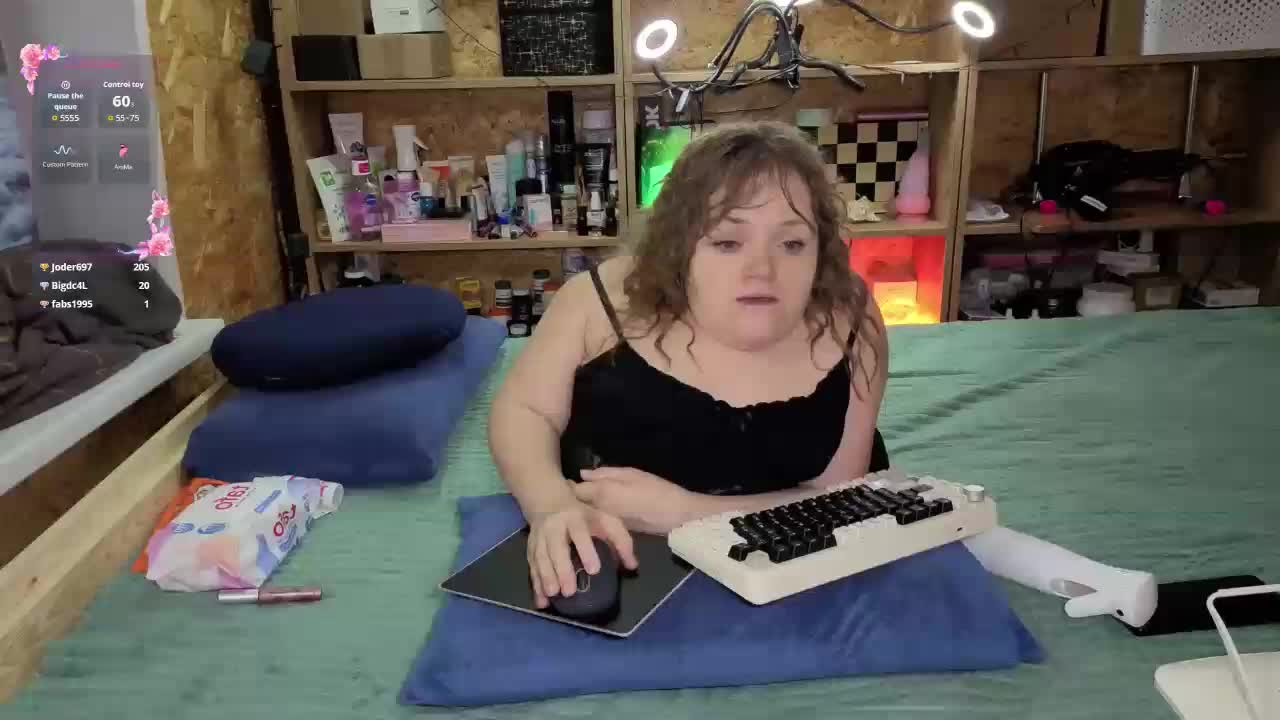 MiniNatali Live Sex December 25, 2025