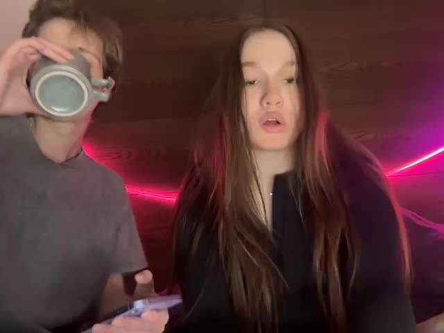 titsDestroy2007 Live Sex December 25, 2025