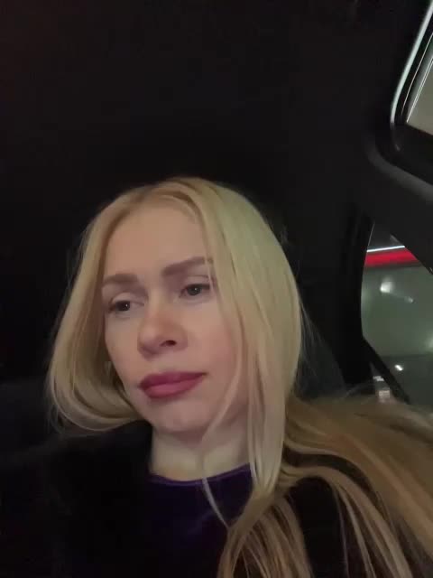 MirandaNow Live Sex December 25, 2025