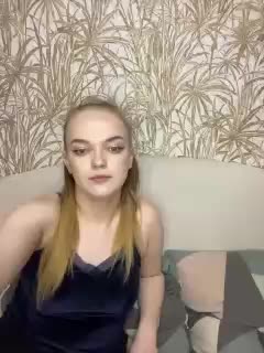 SWEET1SQUIRT Live Sex December 25, 2025