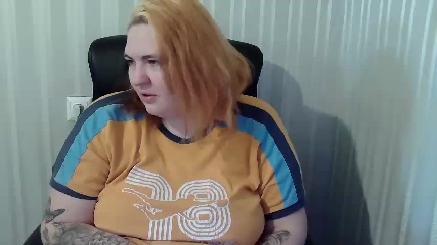 XLisaBlueX Live Sex December 25, 2025