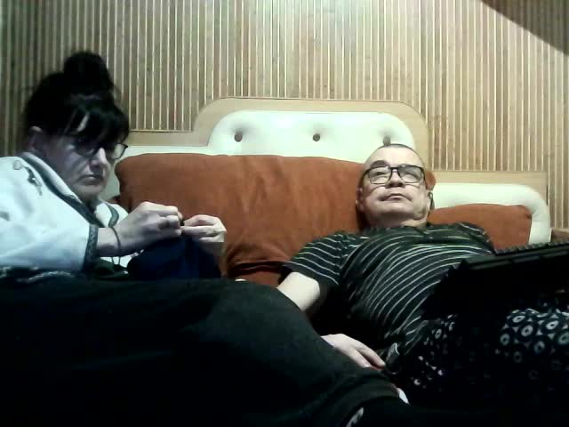 coupleofcoolx Live Sex December 25, 2025