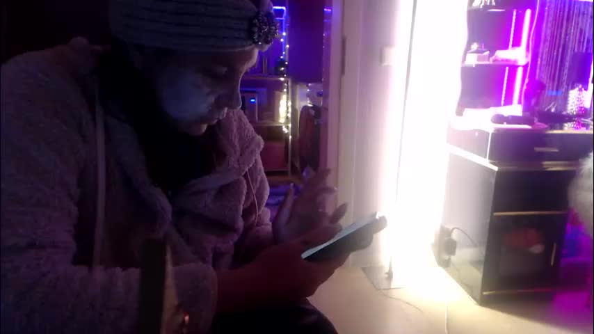 melli23 Live Sex December 25, 2025