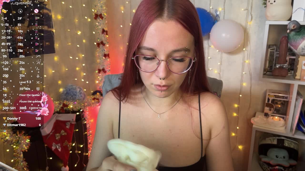 Kushina Live Sex December 25, 2025