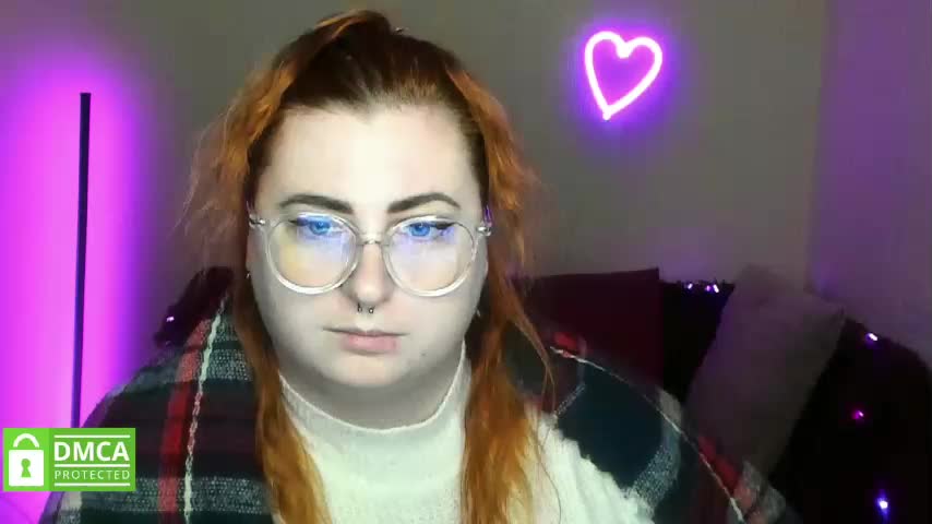 Aliciaredluv Live Sex December 25, 2025